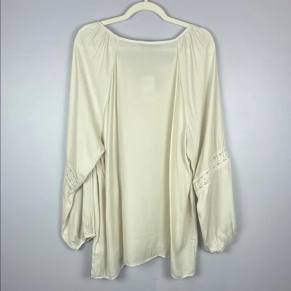 NWT Suzanne Betro Division Signature Ivory Lace Detail Tassel Tunic Size 2X - Picture 12 of 12